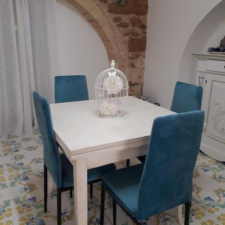 casa vacanze Vico Verona 7 Oria  Esterno foto